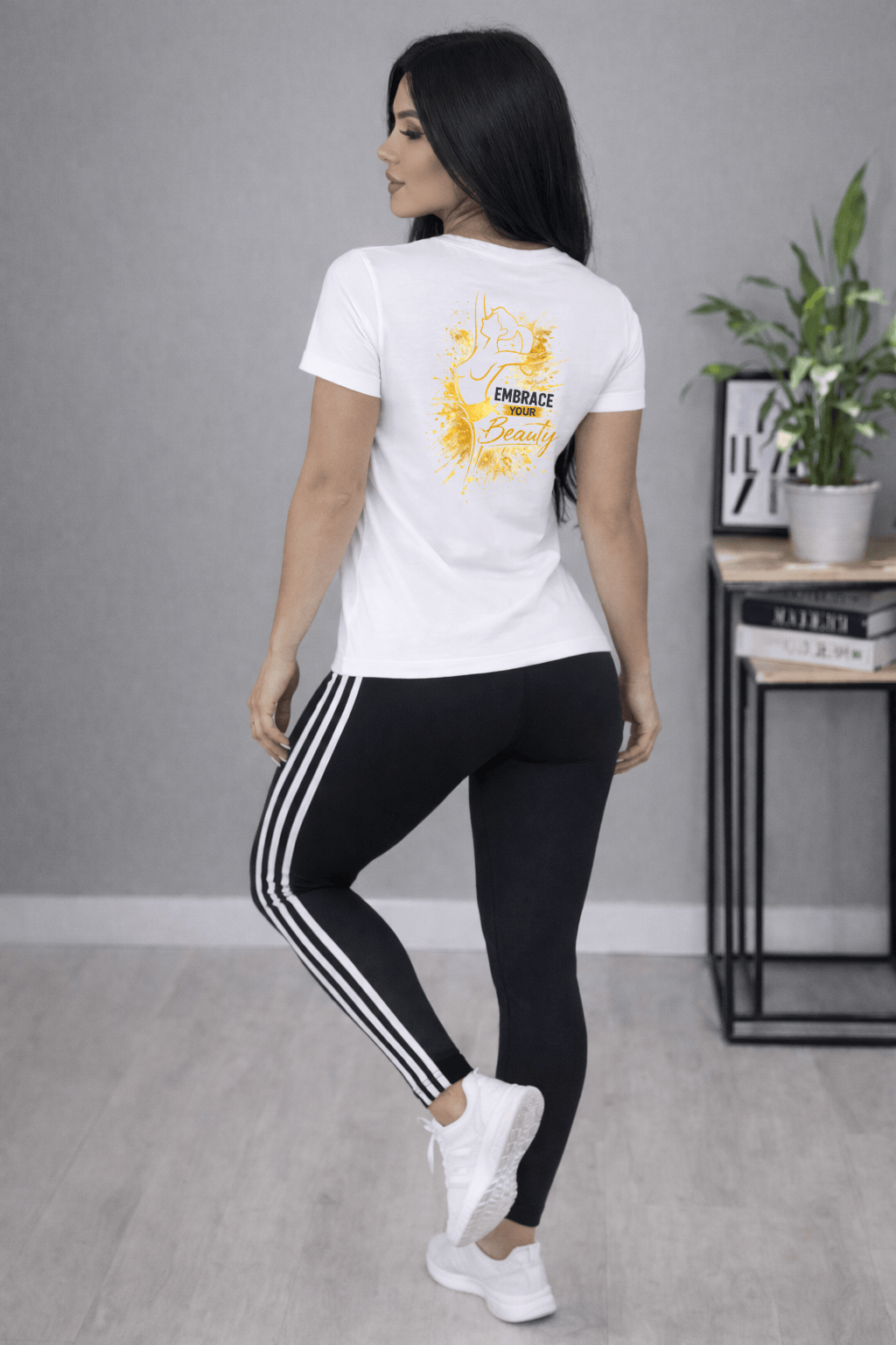 Camiseta Premium Manga Curta Tradicional Feminina - Embrace Your Beauty