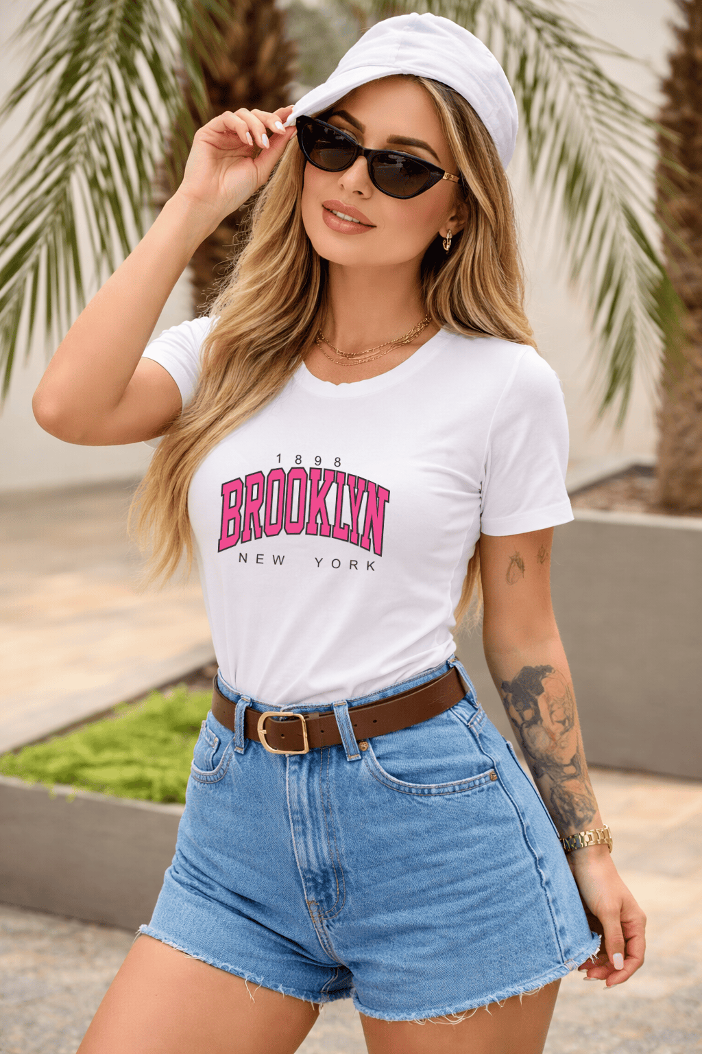 Camiseta Feminina Premium Manga Curta Tradicional  - Brooklyn New York Rosa
