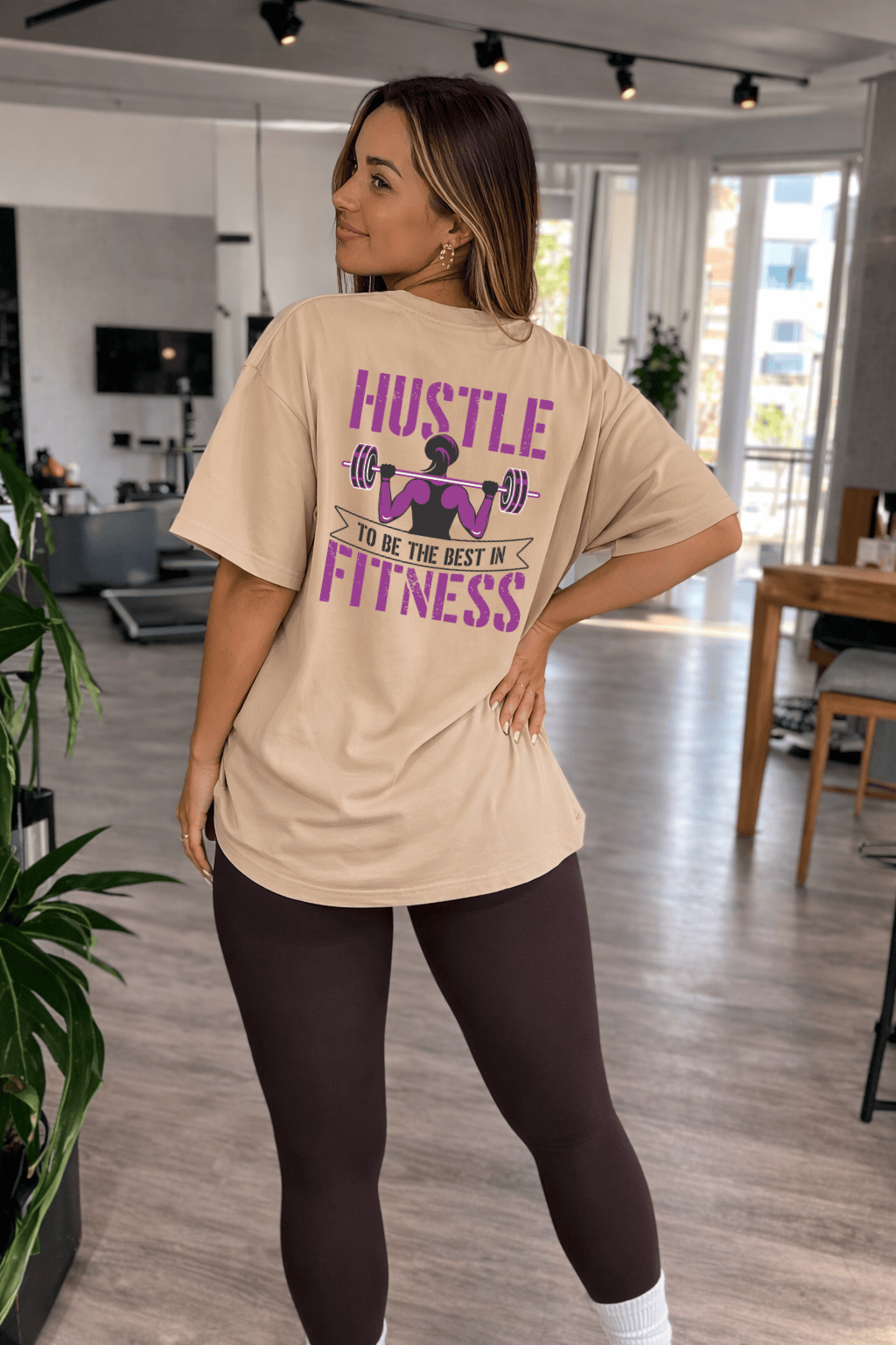 Camiseta Oversized (Camisetão) Feminina | Hustle to Be the Best in Fitness