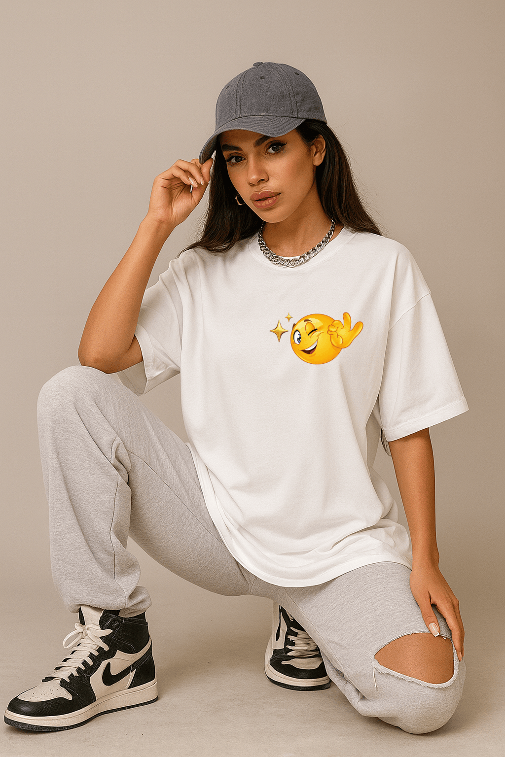 Camiseta Oversized Feminina | Estampa - Emoji Divertido