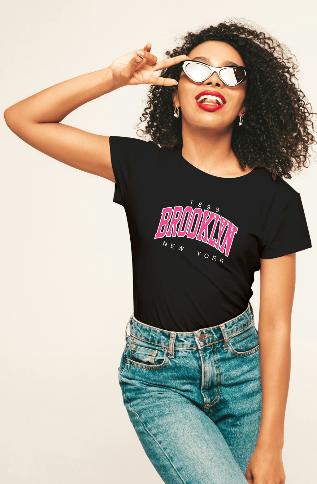 Camiseta Feminina Premium Manga Curta Tradicional  - Brooklyn New York Rosa