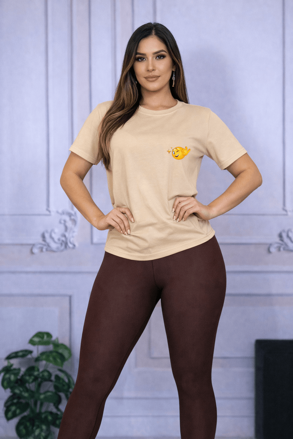 Camiseta Feminina Premium Manga Curta Tradicional  - Emoji Divertido